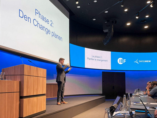 Aufnahme von Johannes Windeler-Frick auf der Konferenz zur Maschinenverordnung in Zürich