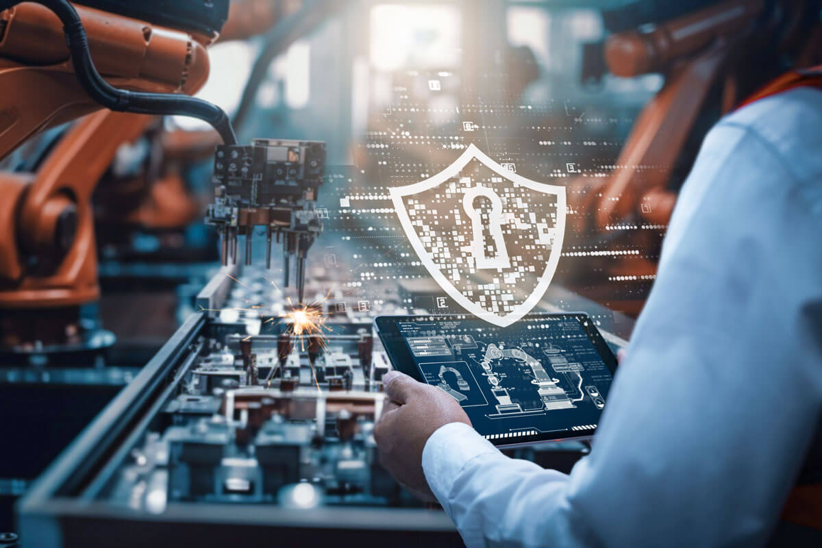 Titelbild des Seminars "CRA für Hersteller von Maschinen"